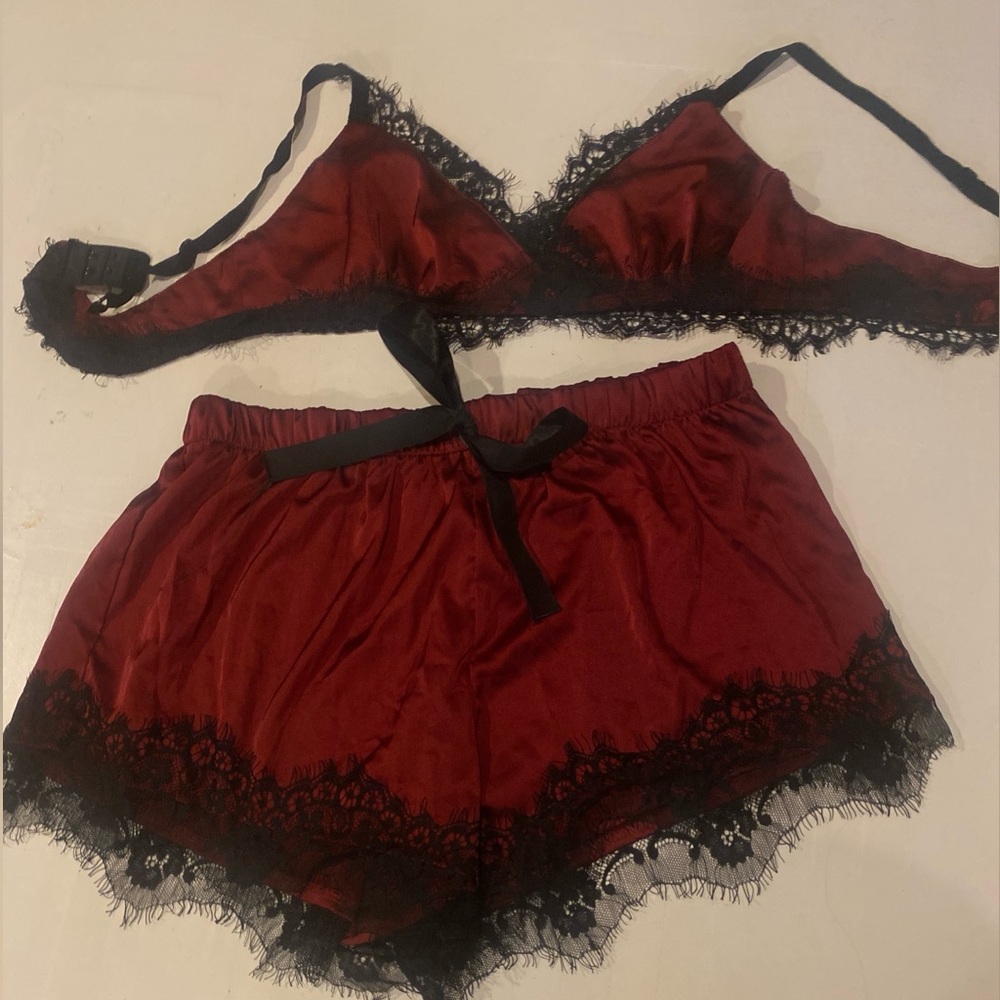 Elegant Burgundy Lace Trim Sleepwear Set